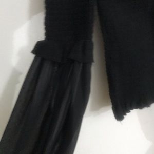 One-shoulder top